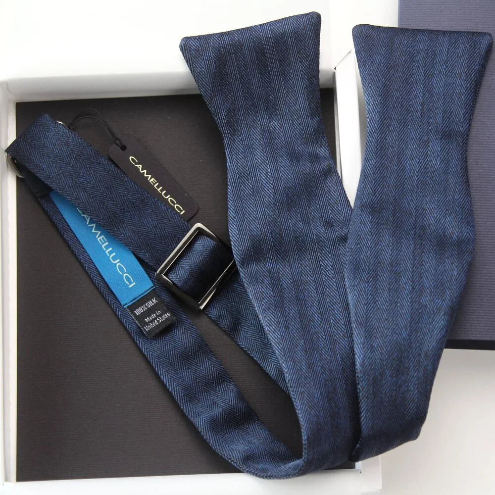 Men's Self-tied Bow Tie 100%Silk Navy Blue Stripes‎ S730